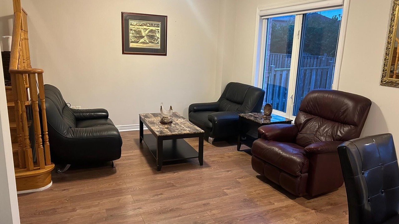 Photo of Livingroom in Brampton