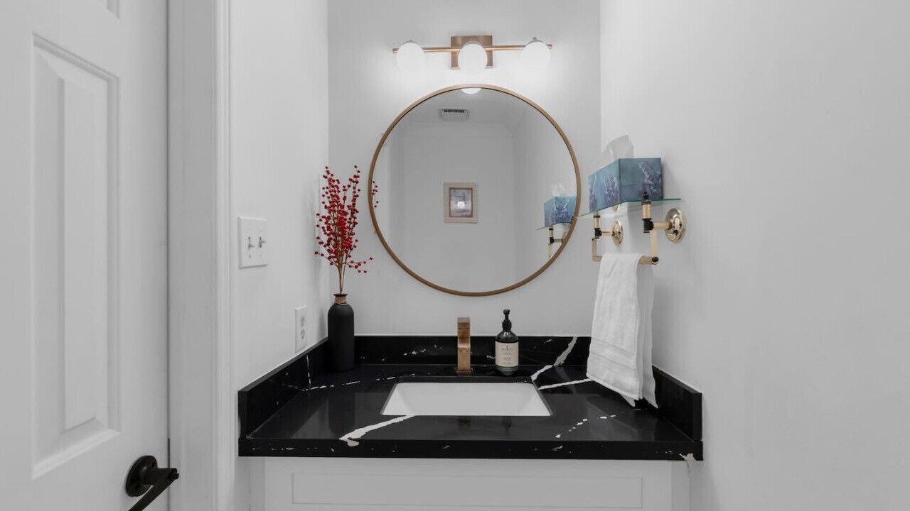 Photo of Bathroom in Erin Mills