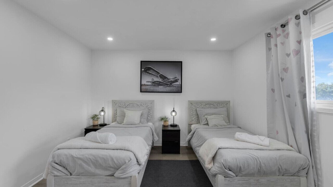 Photo of Bedroom in Erin Mills
