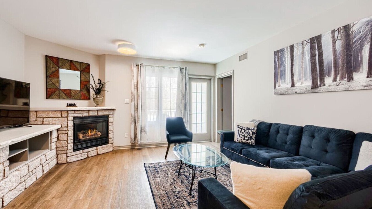 Photo of Livingroom in Oro-Medonte