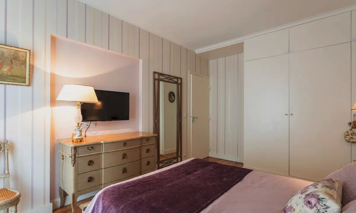 Photo of Bedroom in 4th Arrondissement