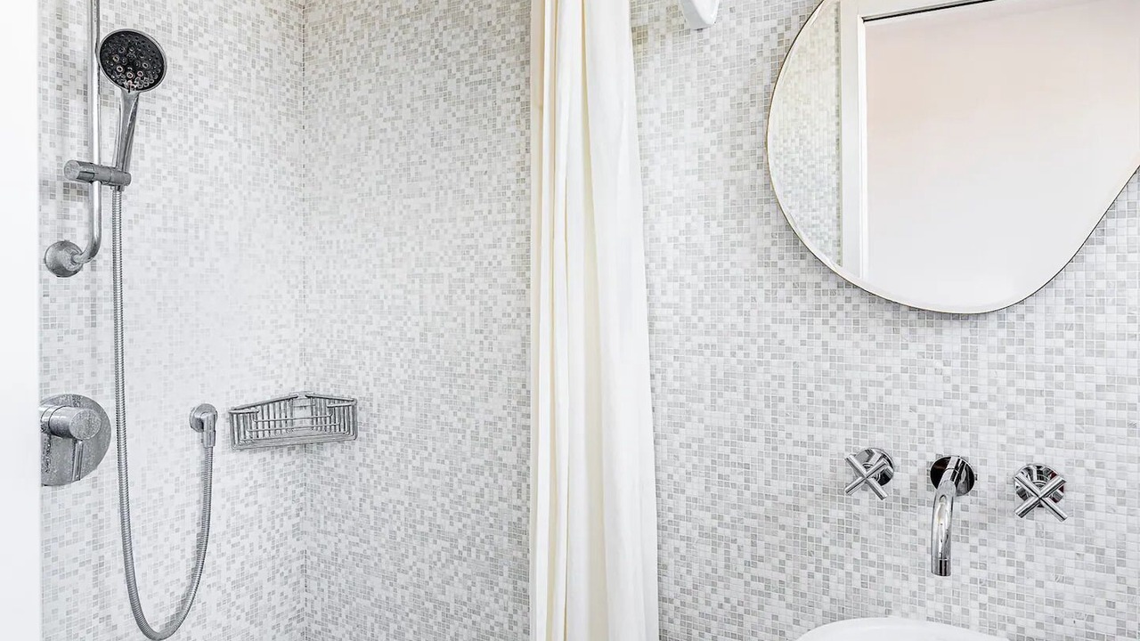 Photo of Bathroom in Saint-Thomas-d'Aquin