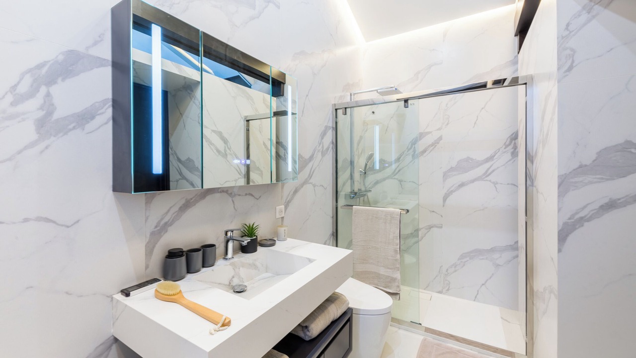 Photo of Bathroom in Quartier de Becon