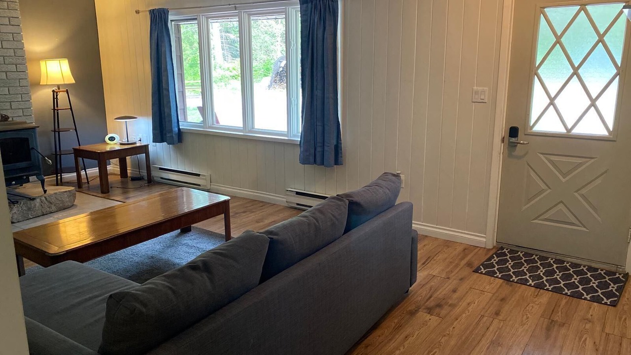 Photo of Livingroom in Nipissing