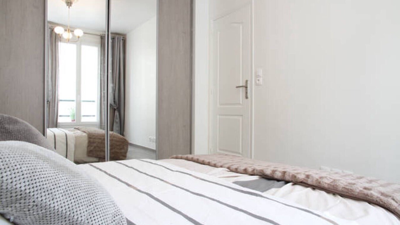 Photo of Bedroom in Les Puces de Saint-Ouen