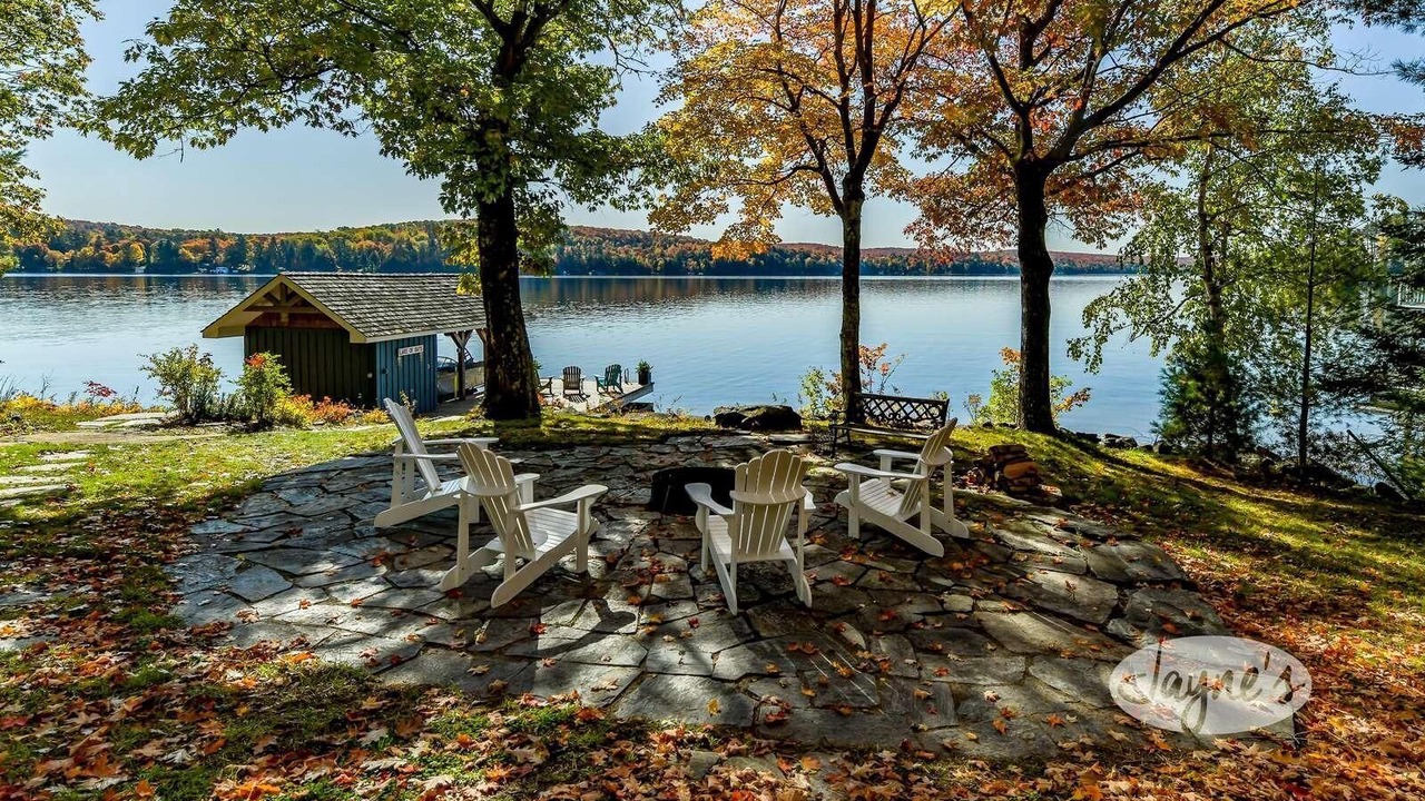 Photo of Others in Lake of Bays