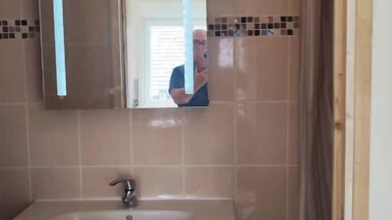 Photo of Bathroom in La Courneuve