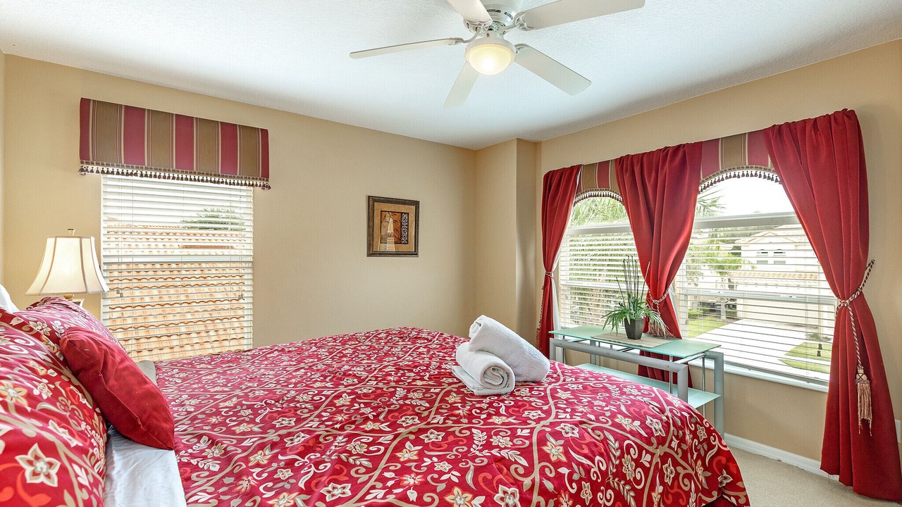 Photo of Bedroom in Watersong