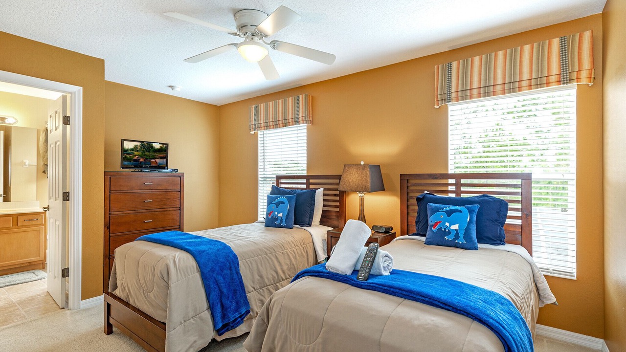 Photo of Bedroom in Watersong