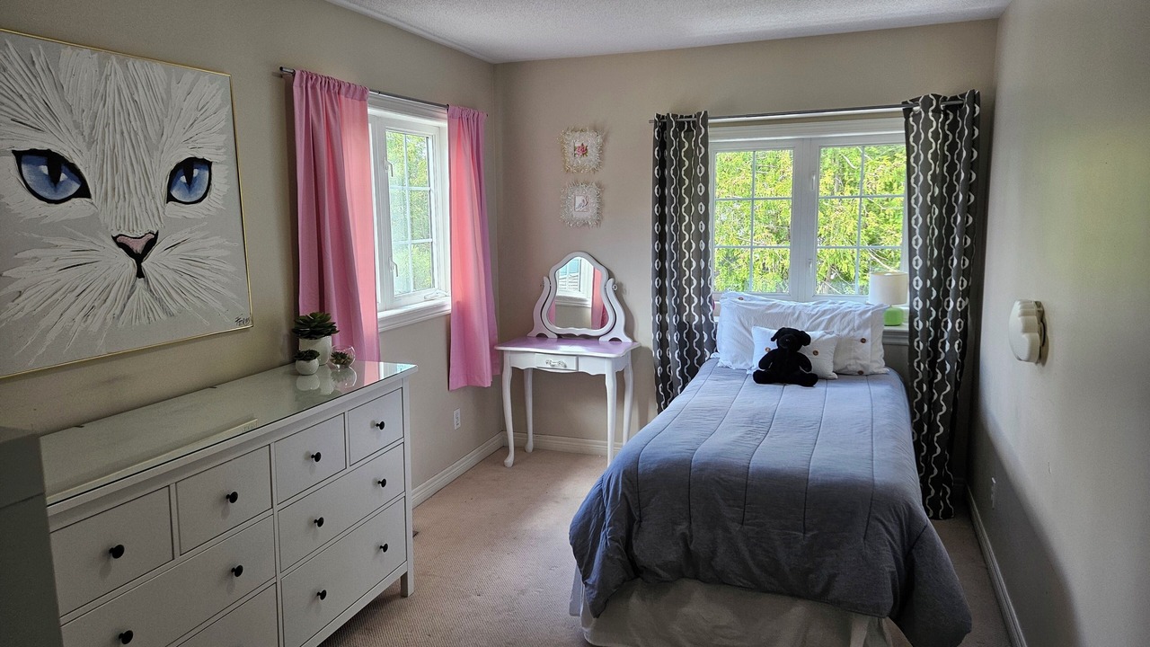 Photo of Bedroom in New Tecumseth