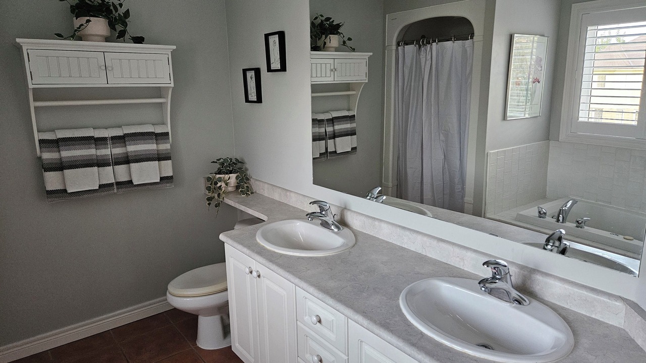 Photo of Bathroom in New Tecumseth