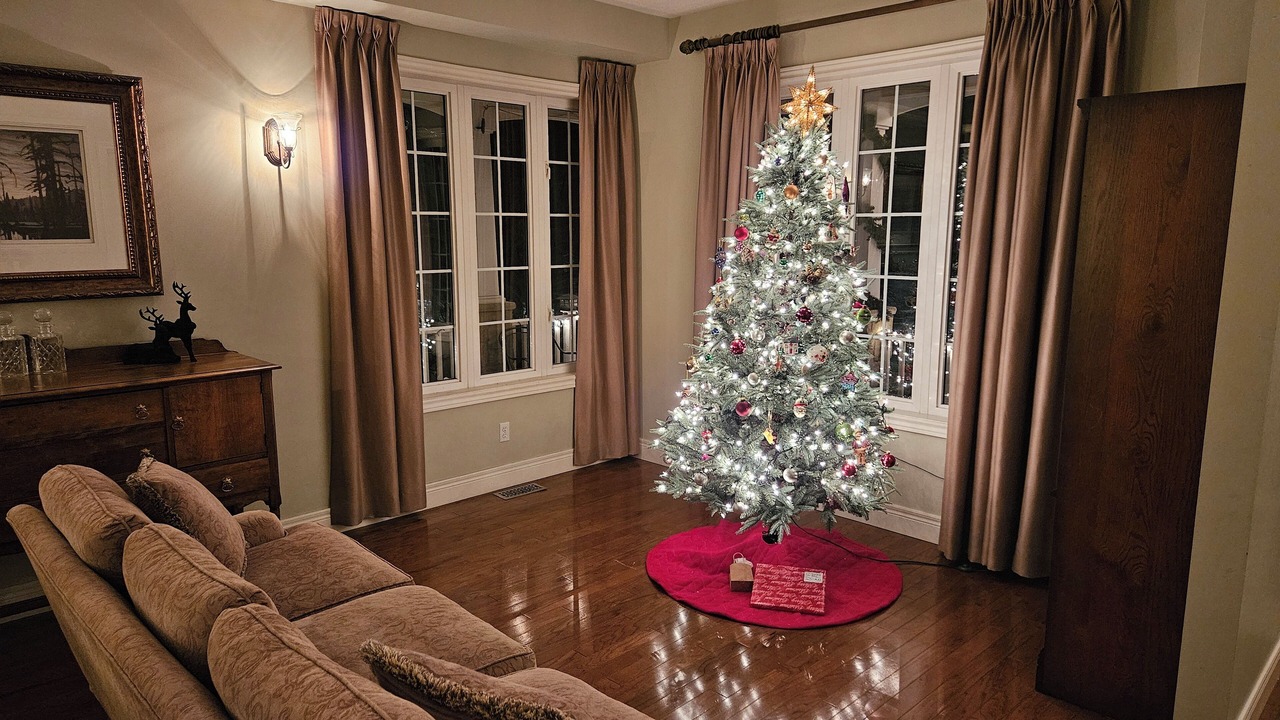 Photo of Bedroom in New Tecumseth