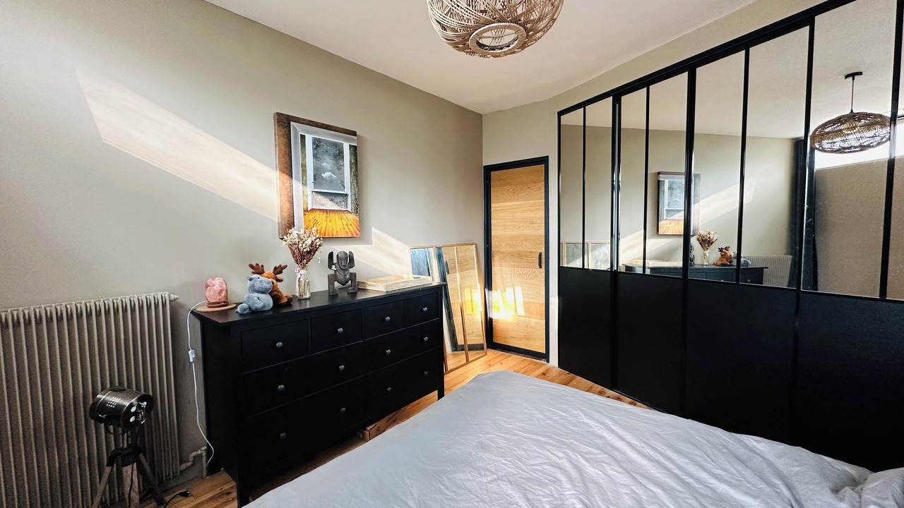 Photo of Bedroom in Saint-Denis