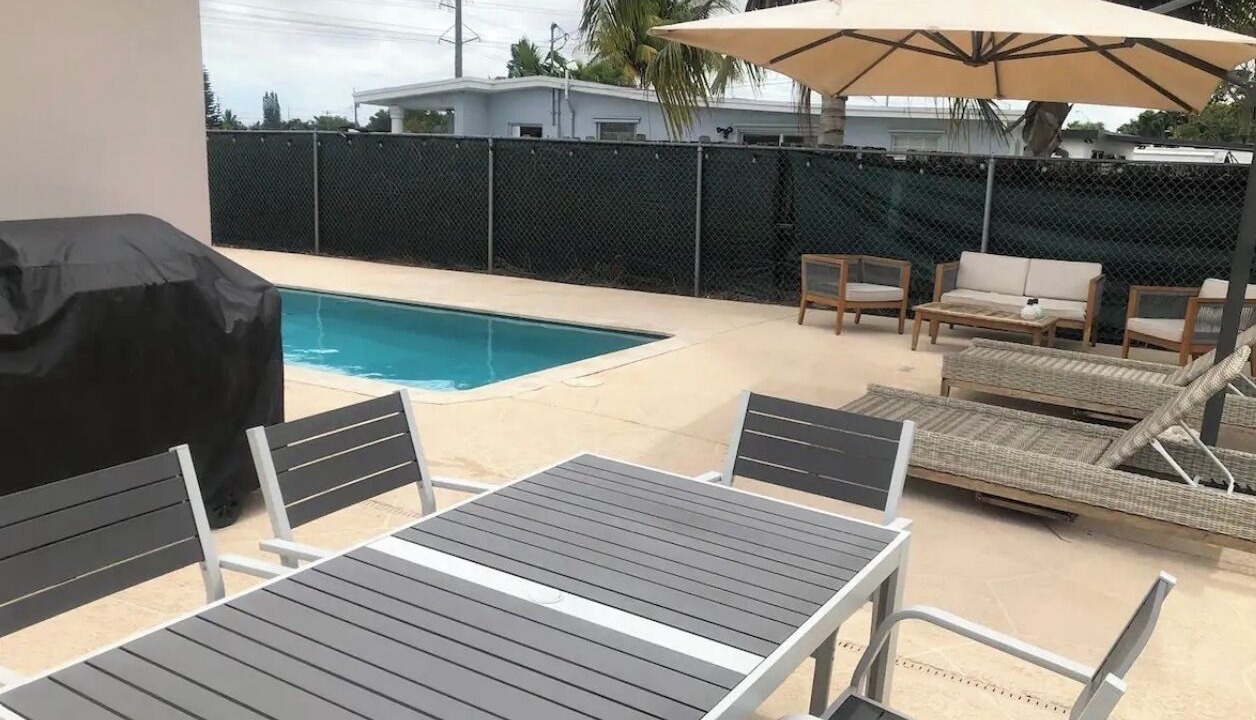 Photo of Outdoor in Ludlam