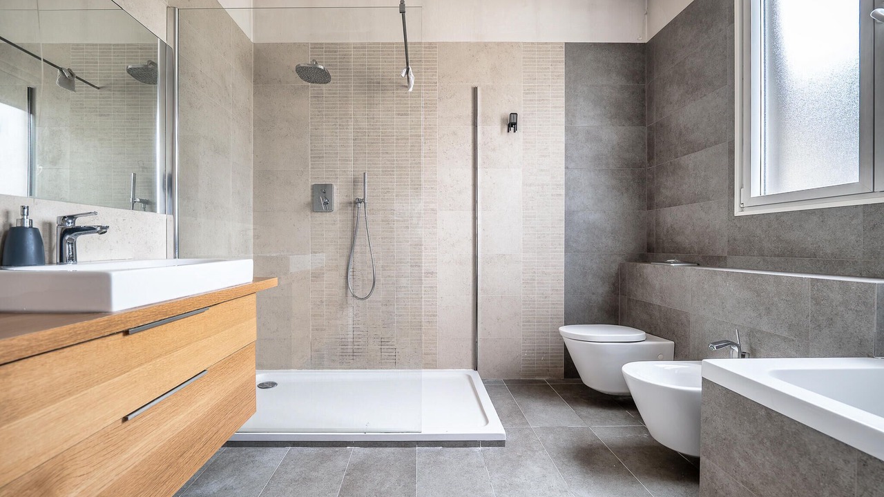 Photo of Bathroom in Montreuil