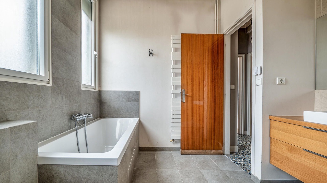 Photo of Bathroom in Montreuil