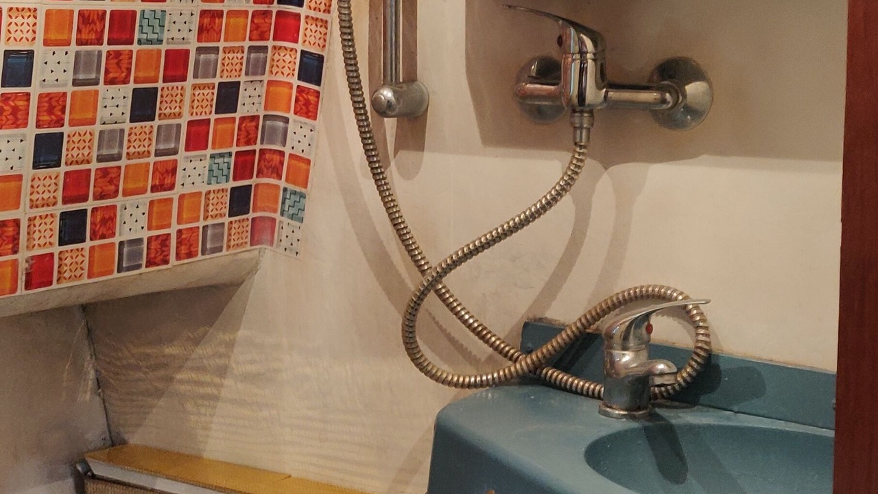 Photo of Bathroom in Joinville-le-Pont