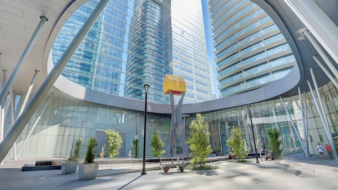 Photo of Outdoor in Toronto Entertainment District