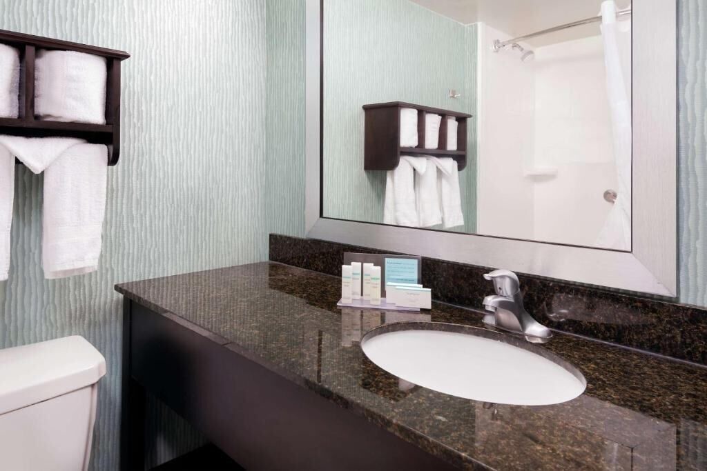 Photo of Bathroom in Airport North