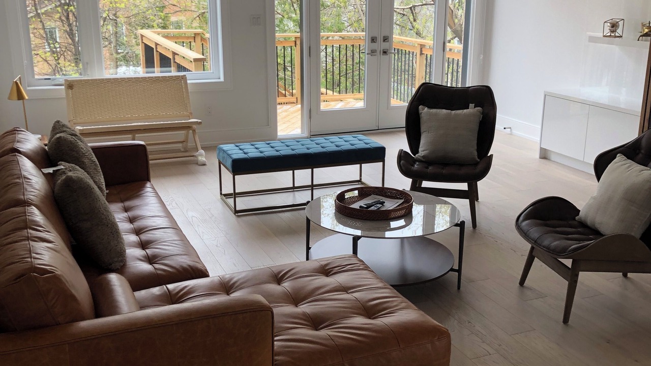 Photo of Livingroom in Richmond Hill