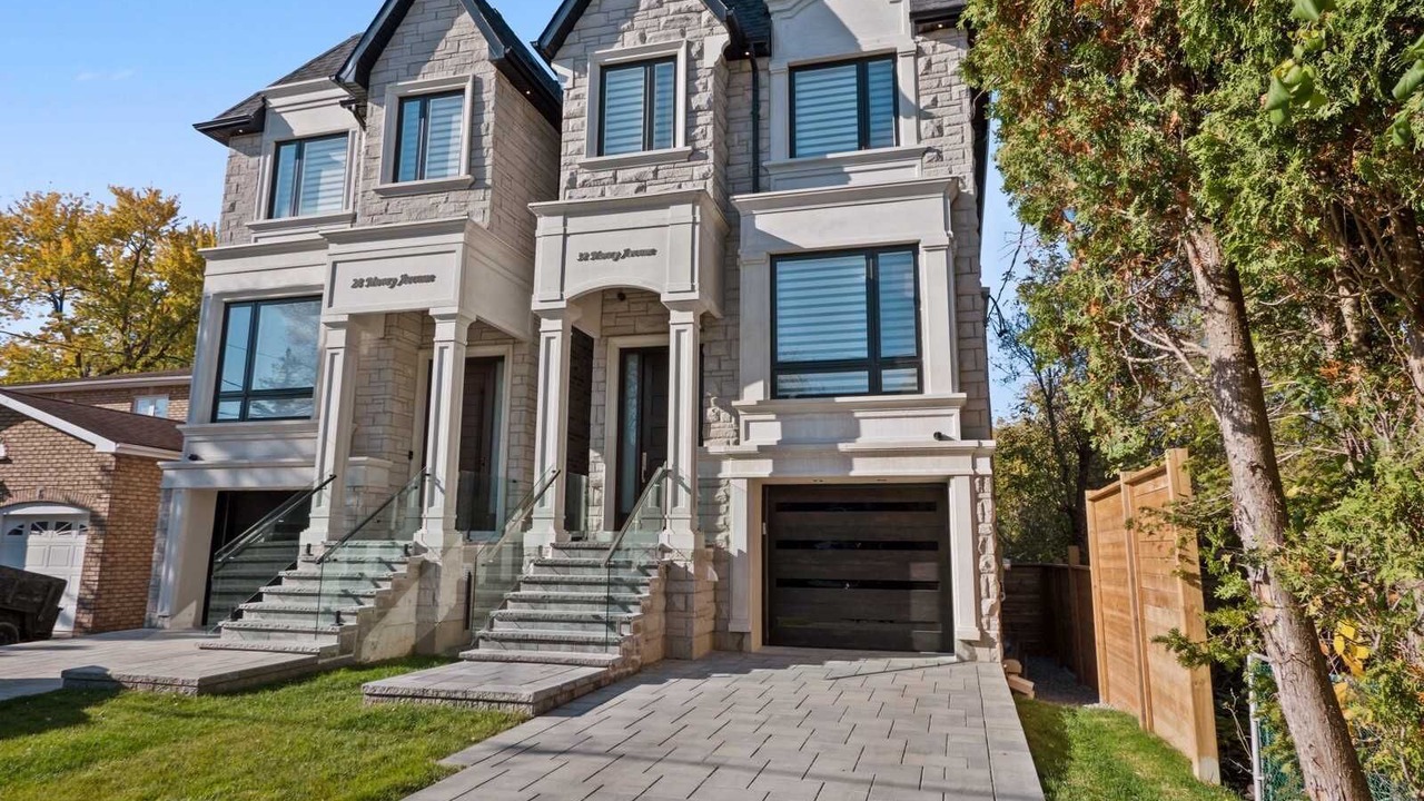 Photo of Outdoor in Richmond Hill