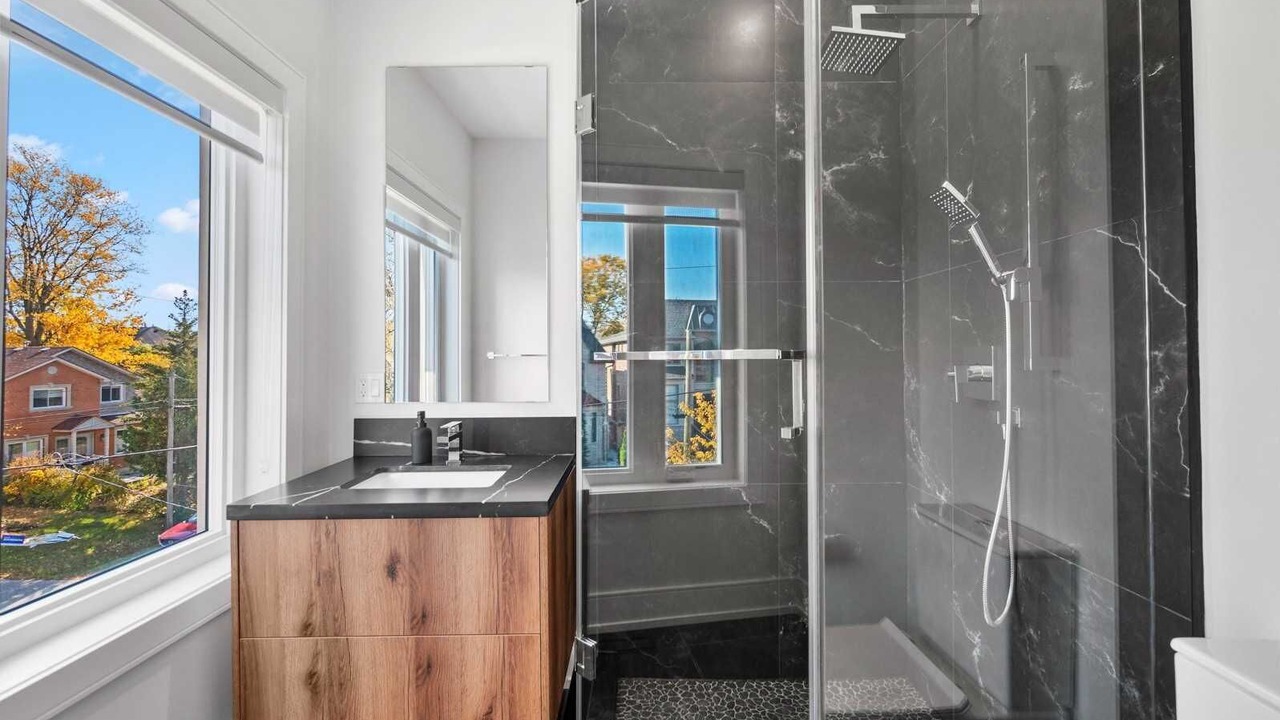 Photo of Bathroom in Richmond Hill