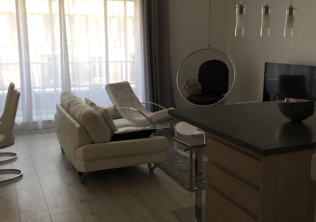 Photo of Livingroom in 15th Arrondissement