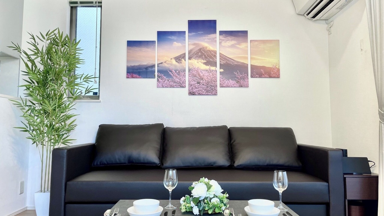 Photo of Livingroom in Higashijujo