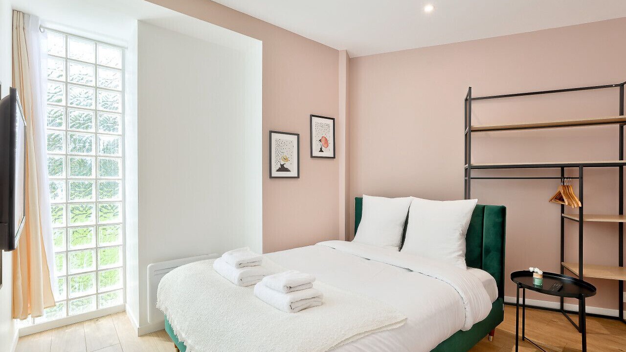 Photo of Bedroom in 19th Arrondissement