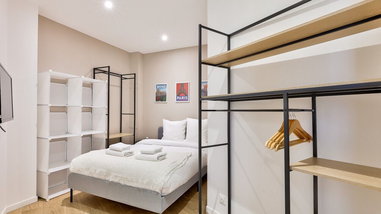 Photo of Bedroom in 19th Arrondissement