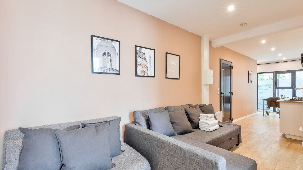 Photo of Livingroom in 19th Arrondissement
