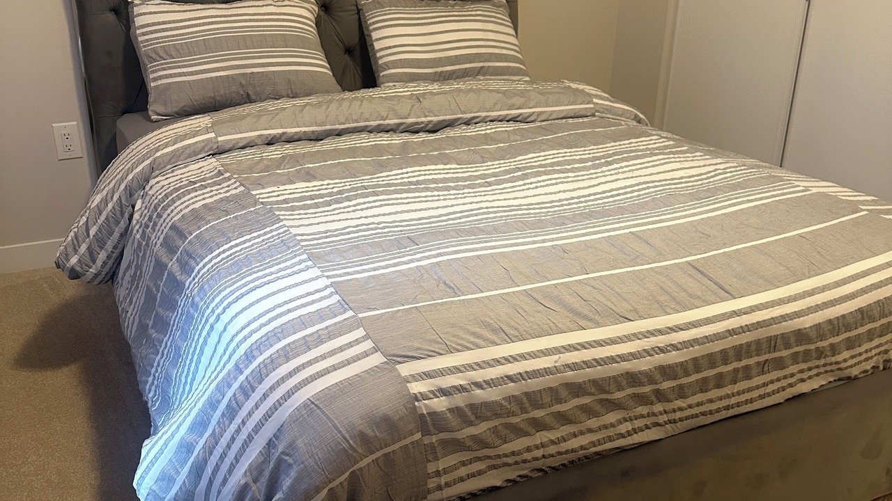 Photo of Bedroom in Ottawa Division