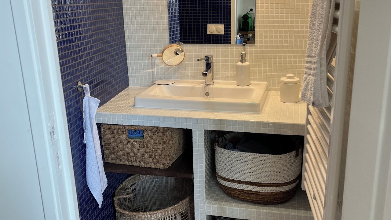 Photo of Bathroom in Hopital Saint-Louis