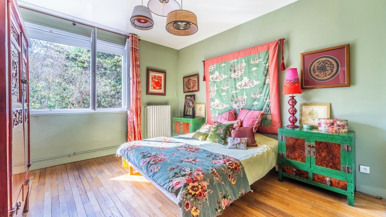 Photo of Bedroom in Combat