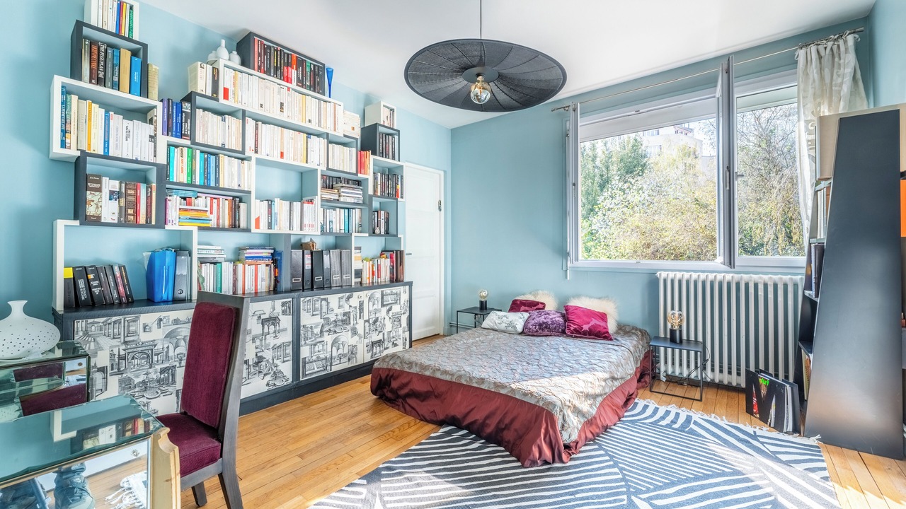 Photo of Bedroom in Combat
