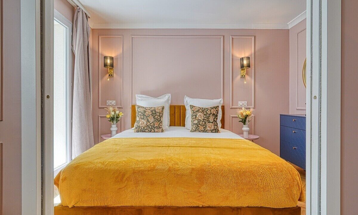 Photo of Bedroom in Faubourg de l'Arche