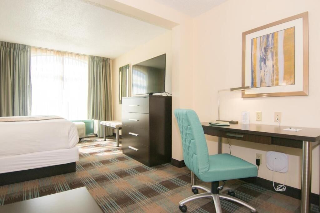 Photo of Bedroom in Airport North