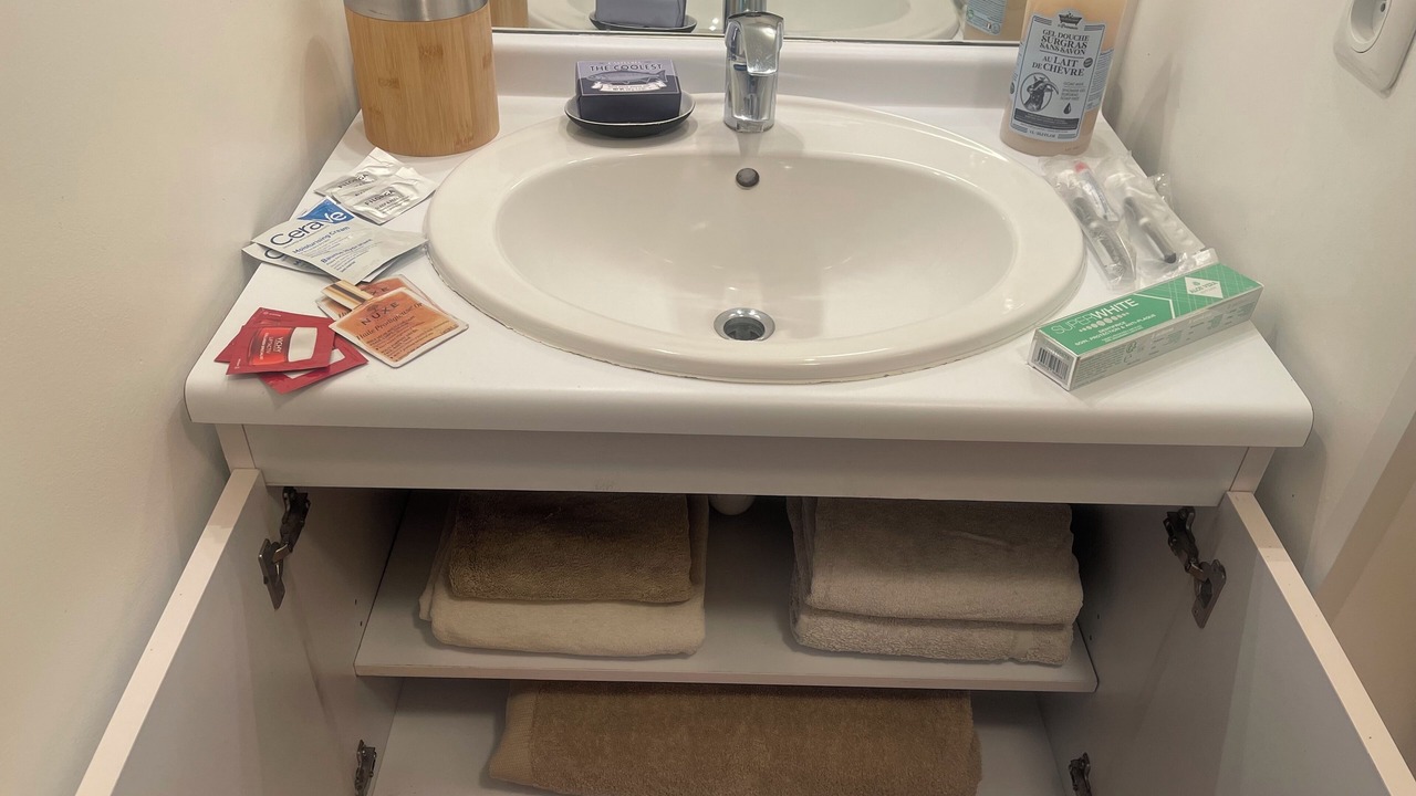 Photo of Bathroom in Saint-Denis