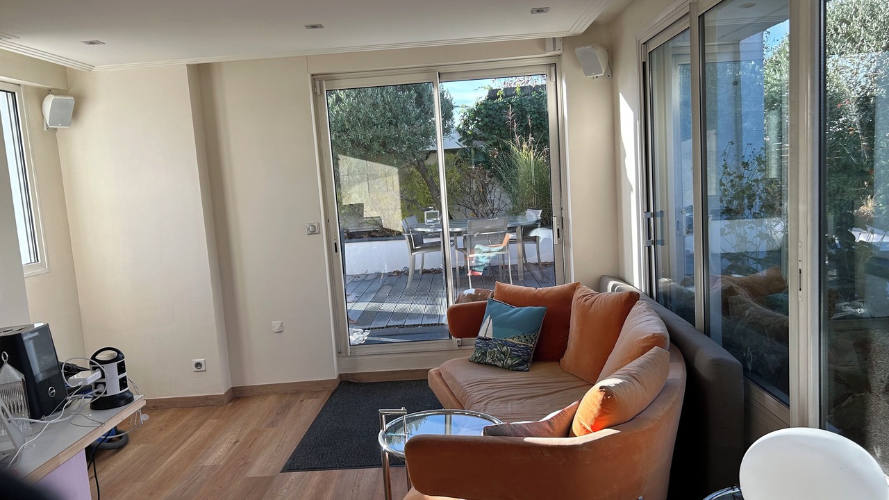 Photo of Livingroom in Neuilly-sur-Seine