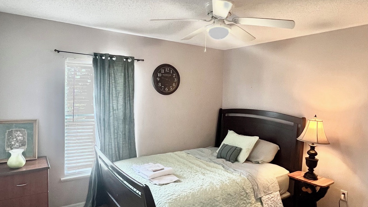 Photo of Bedroom in Lakeland