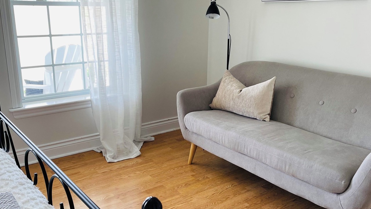 Photo of Livingroom in Prince Edward