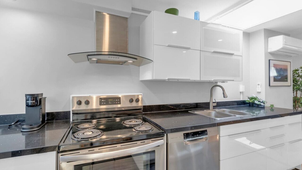 Photo of Kitchen in Church and Wellesley
