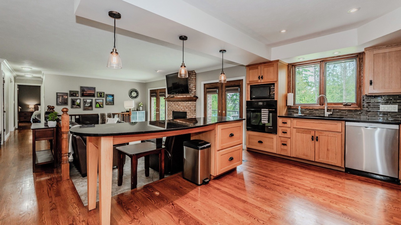 Photo of Bedroom in Georgian Bluffs