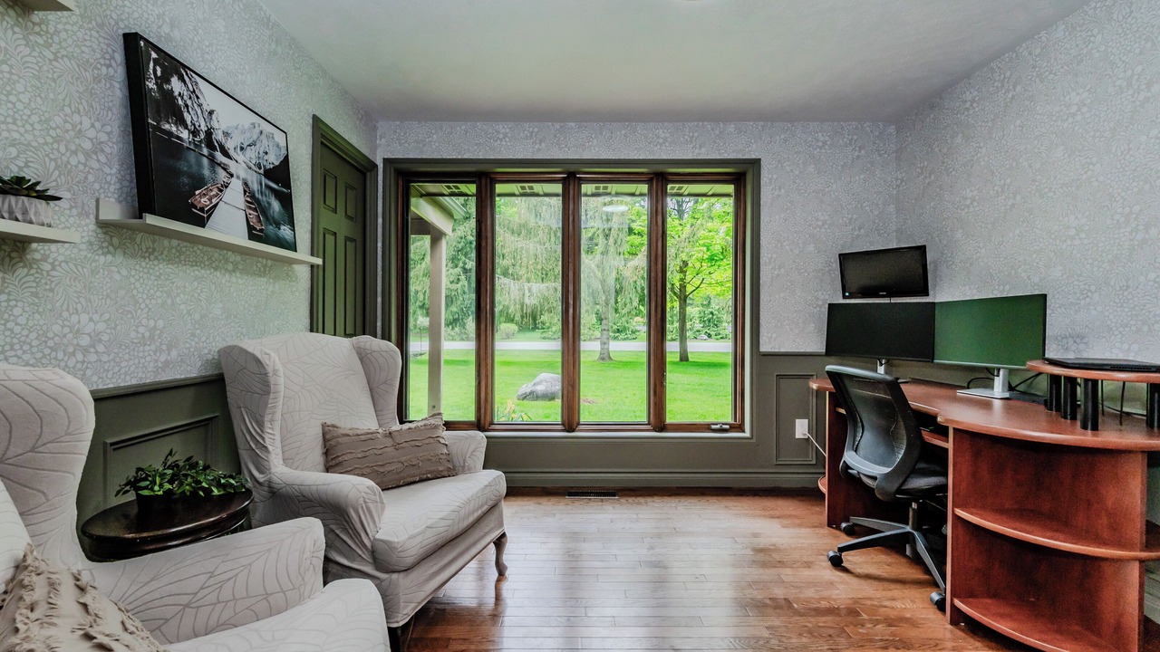 Photo of Bedroom in Georgian Bluffs