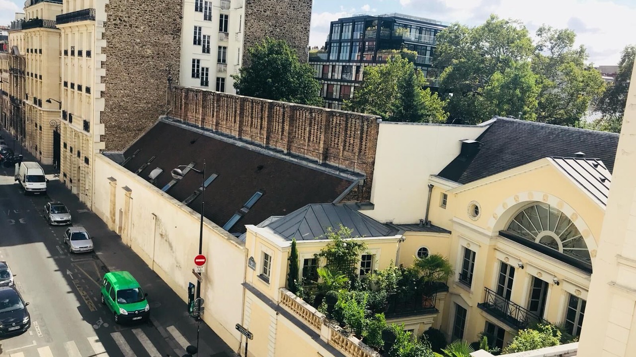 Photo of Patio Balcony in Quartier de l'Ecole-Militaire