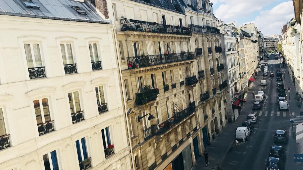 Photo of Patio Balcony in Quartier de l'Ecole-Militaire