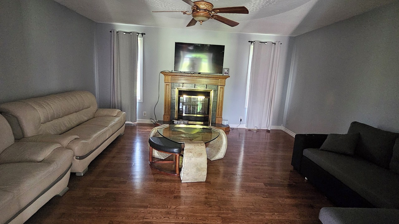 Photo of Livingroom in Cannifton