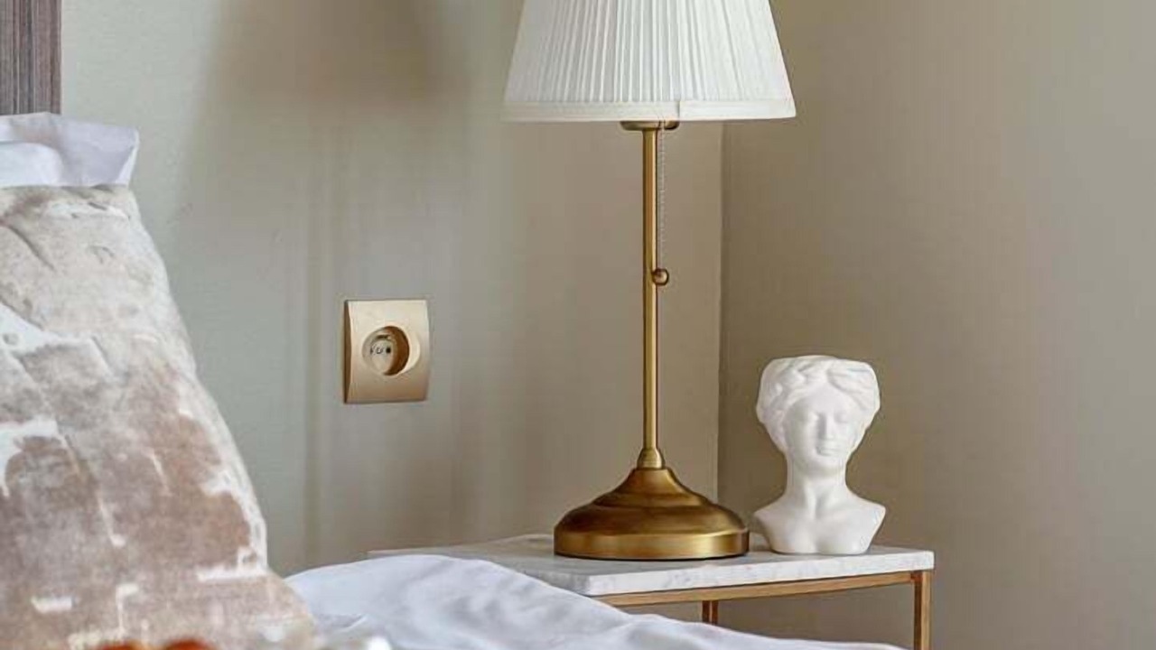 Photo of Bedroom in 8th Arrondissement