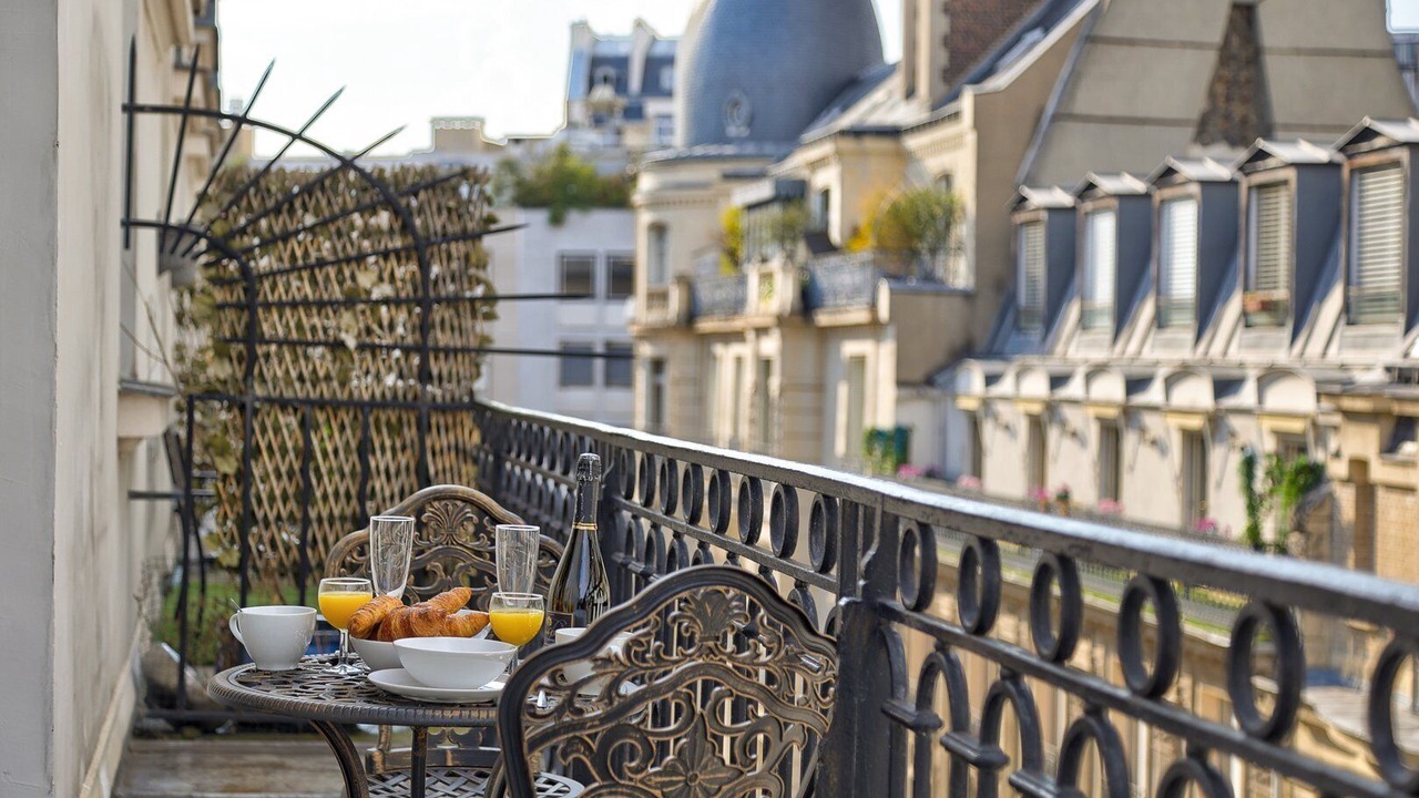 Photo of Outdoor in 8th Arrondissement