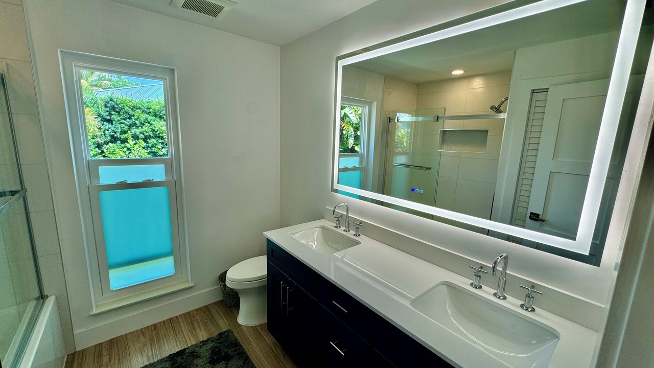 Photo of Bathroom in Kings Lake